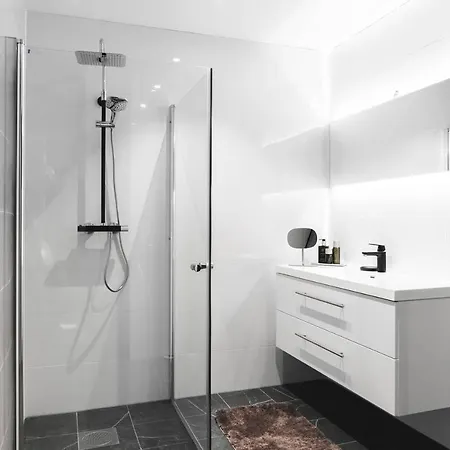 Large Modern Apartment, Next To Fish Market. Ko3